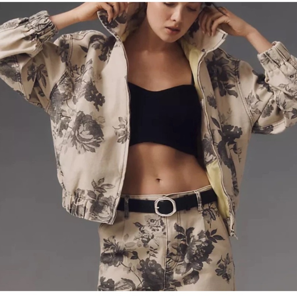 The Riley Bomber Jacket - - Picture 6 of 6